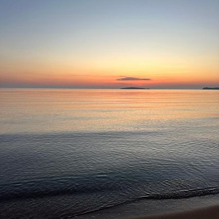 Каравана Бохемия Chernomorets Bagian luar foto