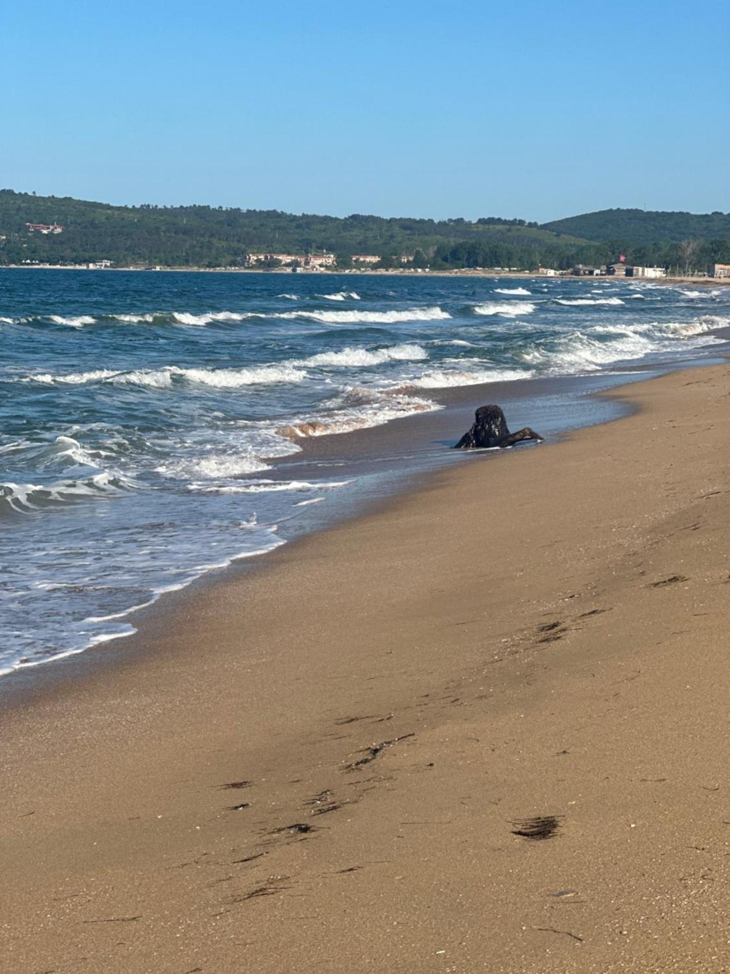 Каравана Бохемия Chernomorets Bagian luar foto